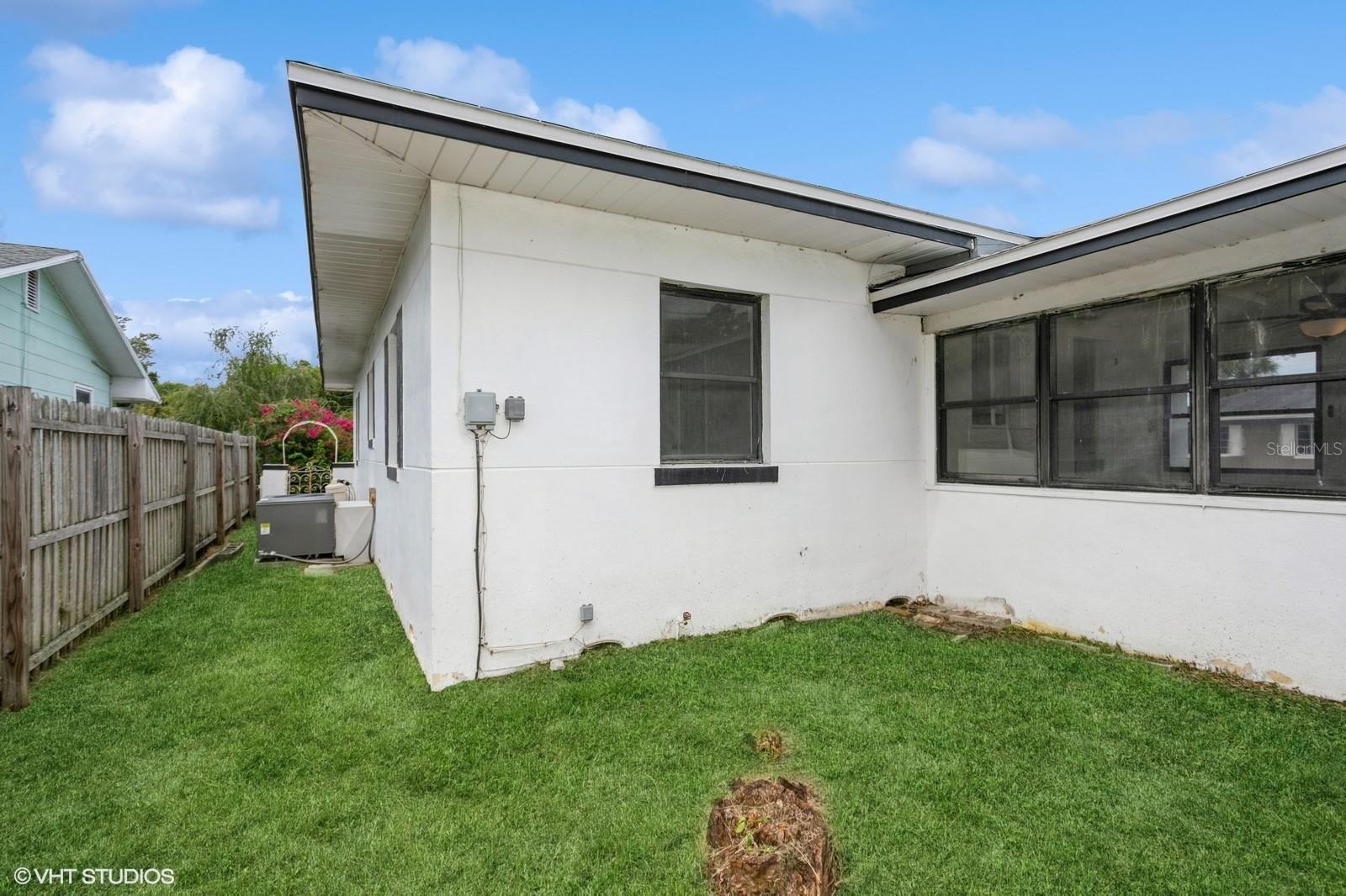 LAKE VIEW & DISSTON BUS SEC - Residential