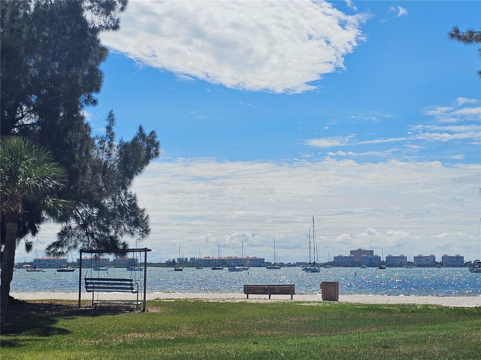 LAKE VIEW & DISSTON BUS SEC - Residential