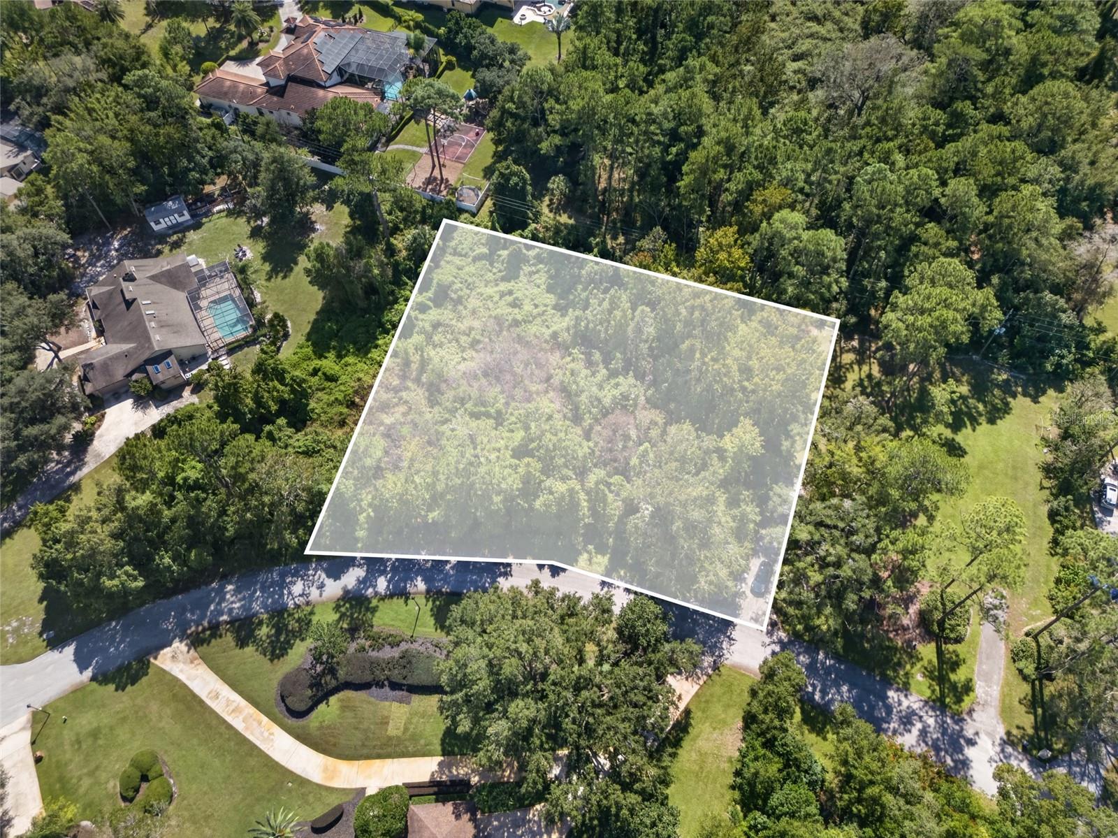 126 W GREENTREE LANE