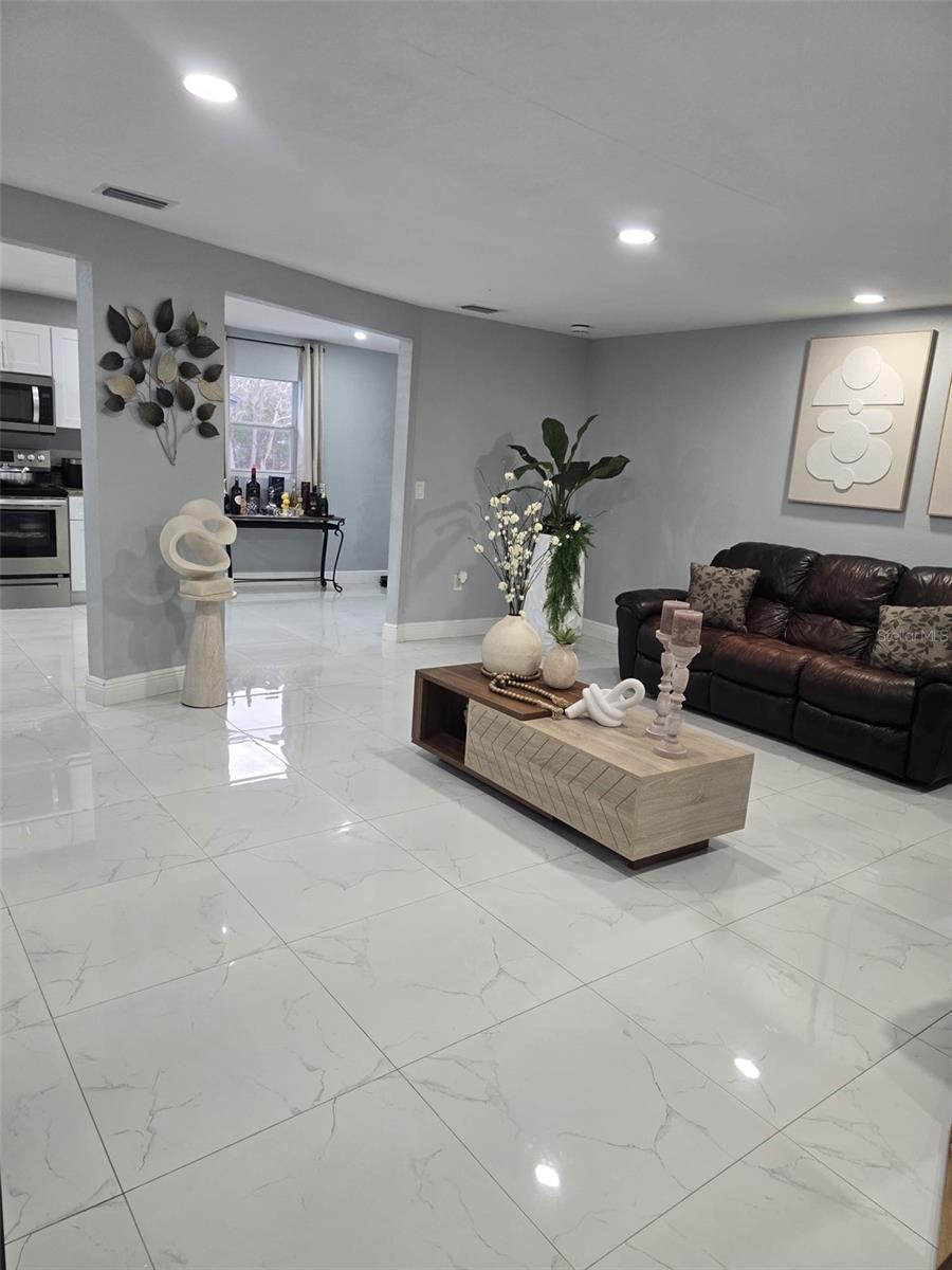 ACREAGE - Residential