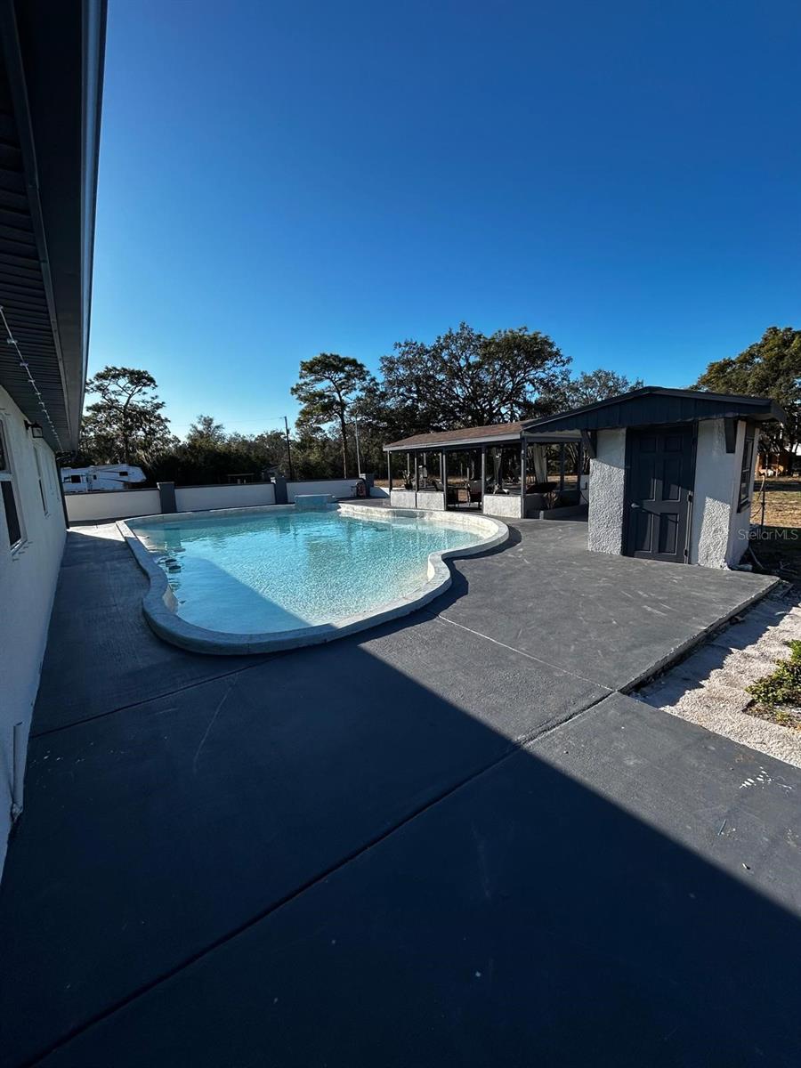 ACREAGE - Residential