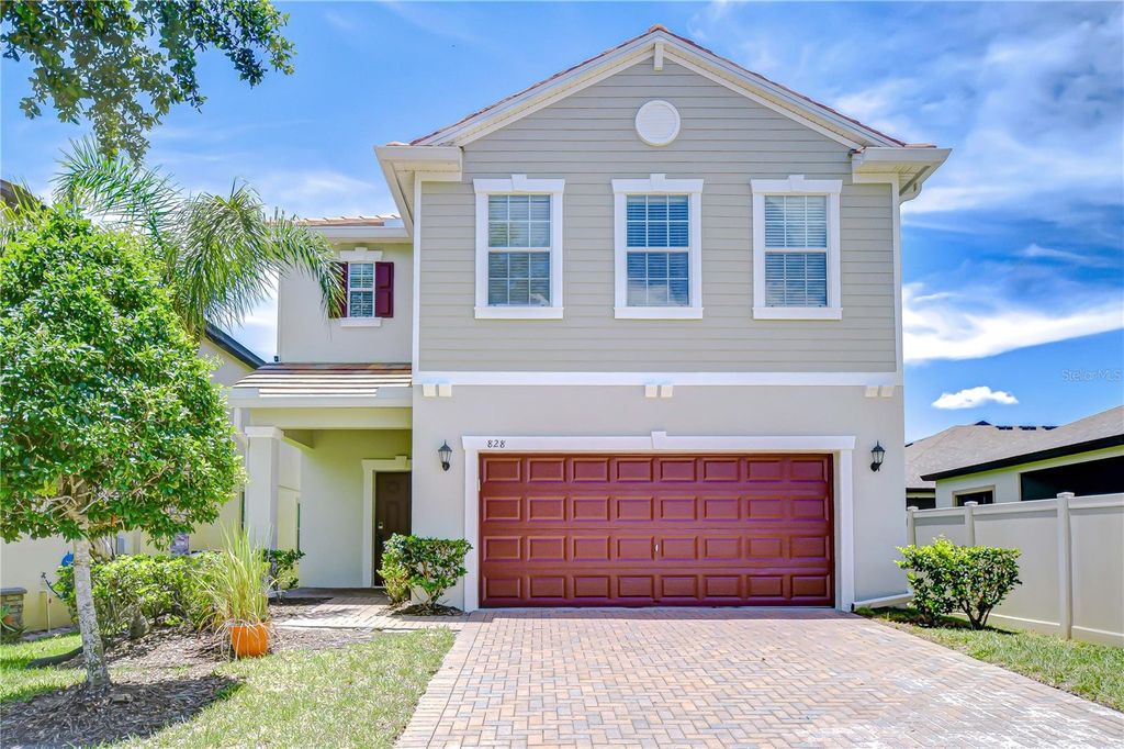 Photo of 828 Terra Vista Street, Brandon, FL 33511 (MLS # TB8400714)