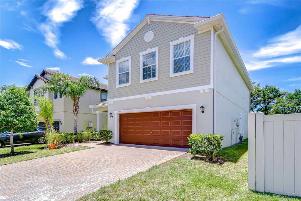 Photo of 828 Terra Vista Street, Brandon, FL 33511 (MLS # TB8400714)