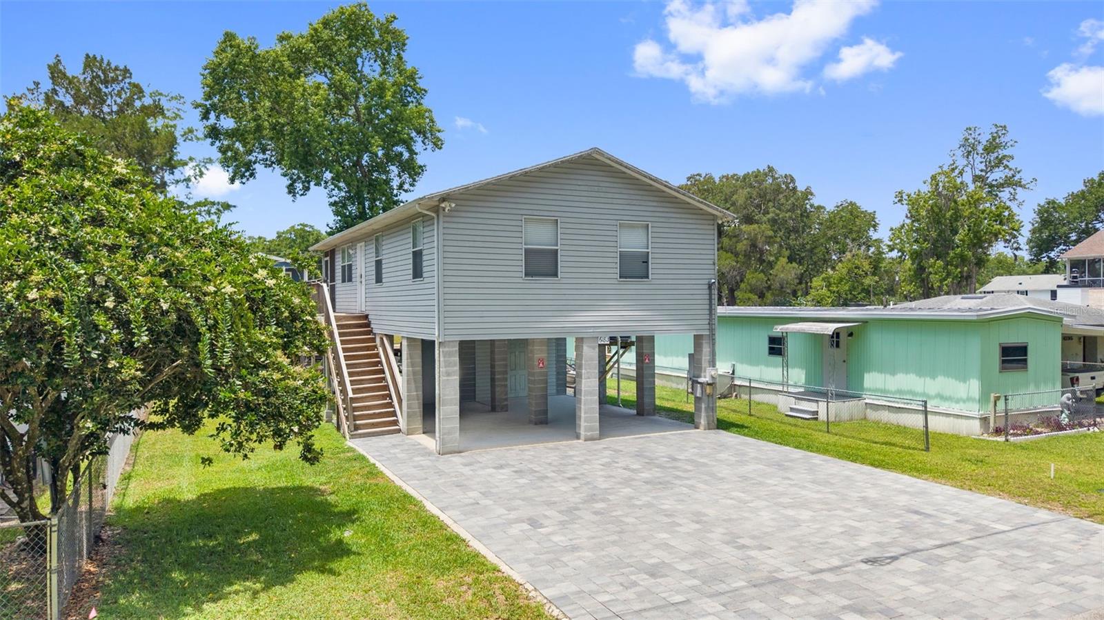 WEEKI WACHEE GARDENS - Residential