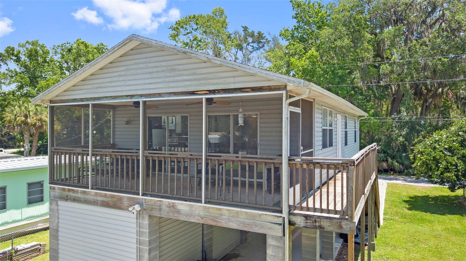 WEEKI WACHEE GARDENS - Residential