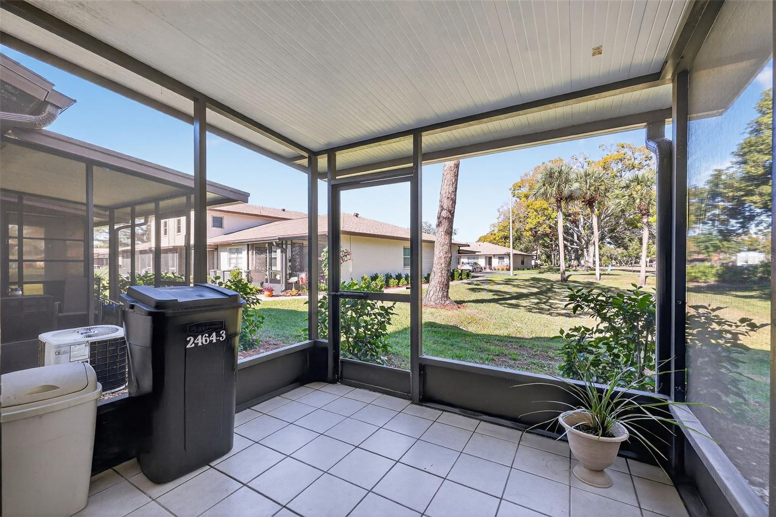 VILLAS AT COUNTRYSIDE THE - Residential