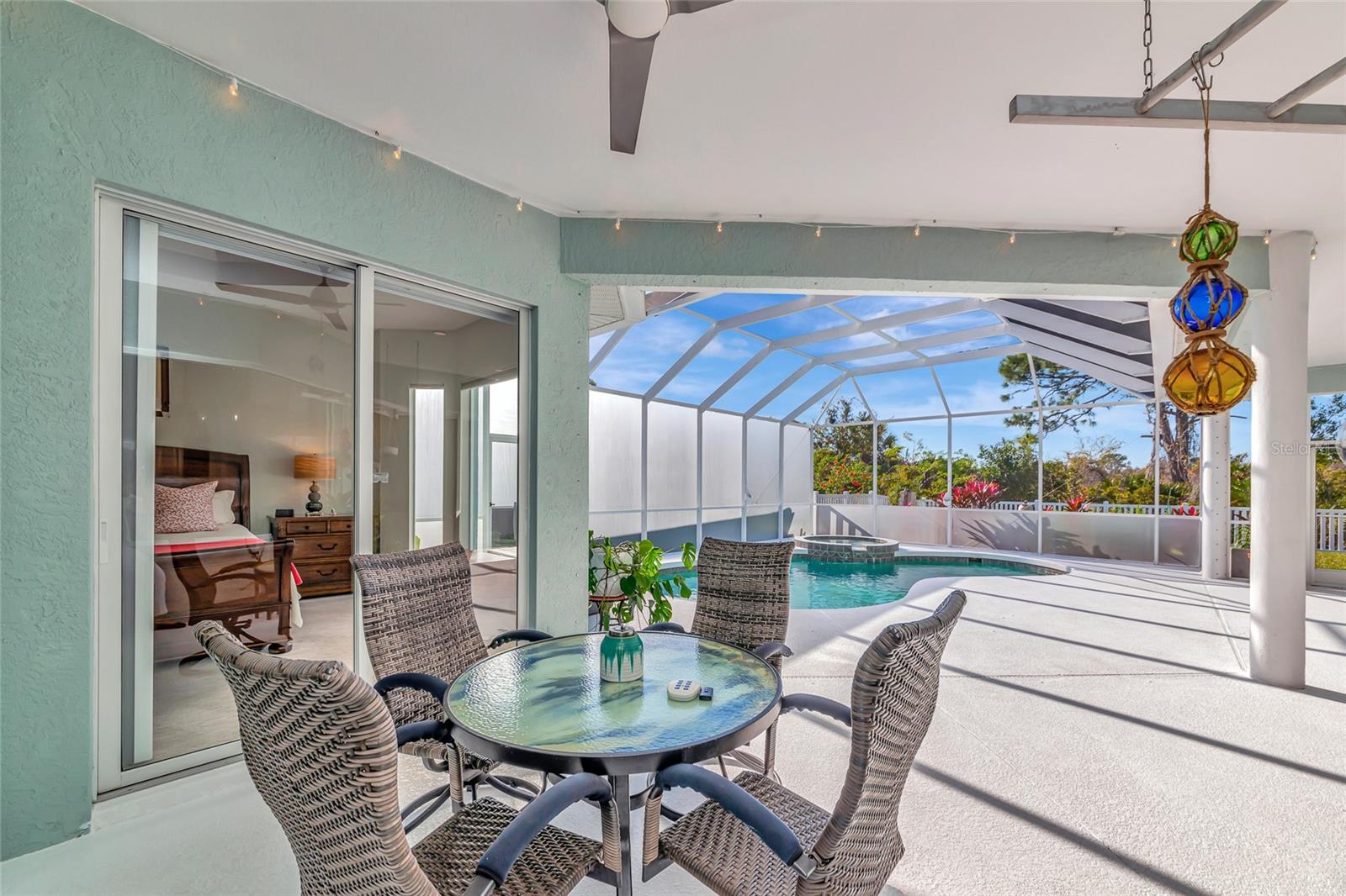 RIVENDELL THE WOODLANDS - Residential