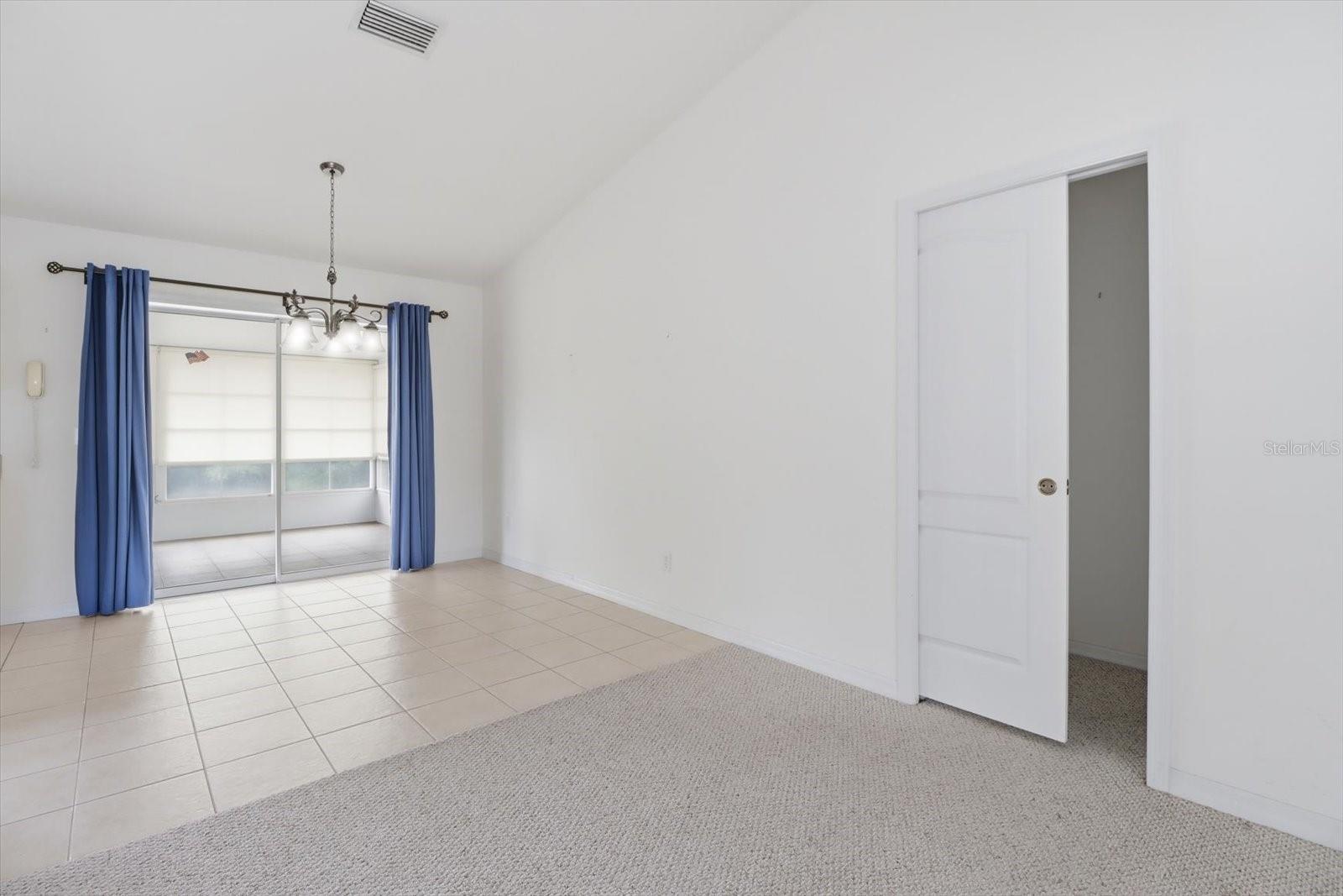 CRYSTAL GLEN - Residential