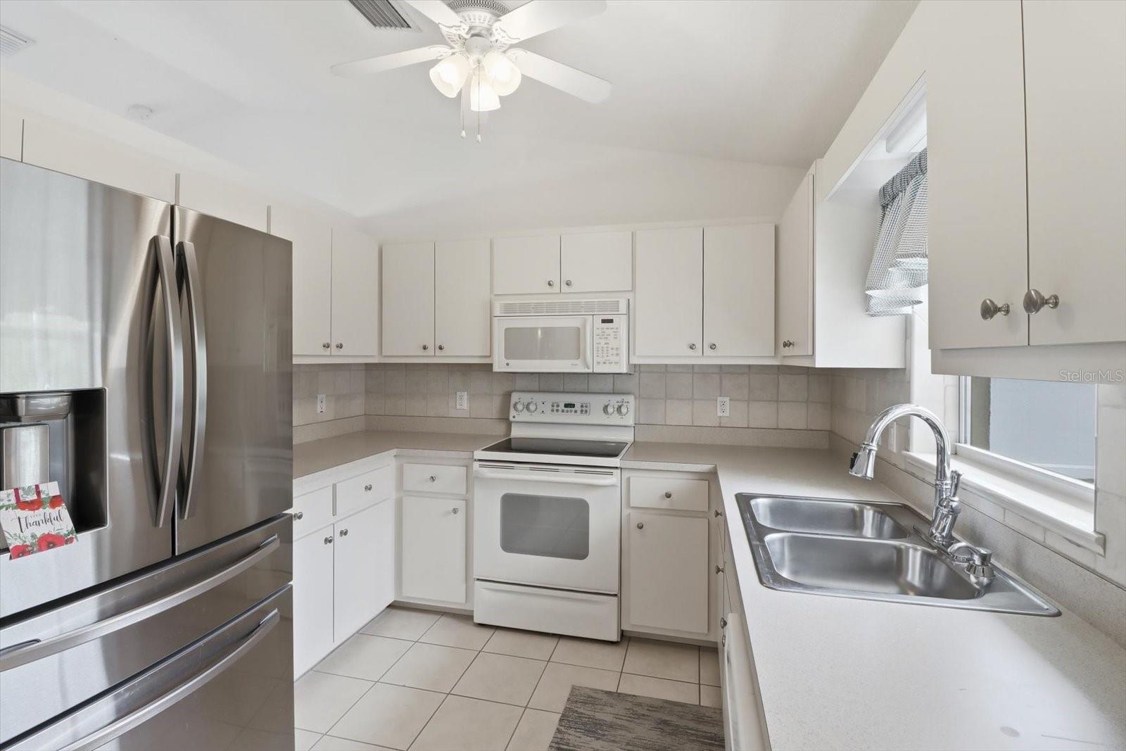 CRYSTAL GLEN - Residential