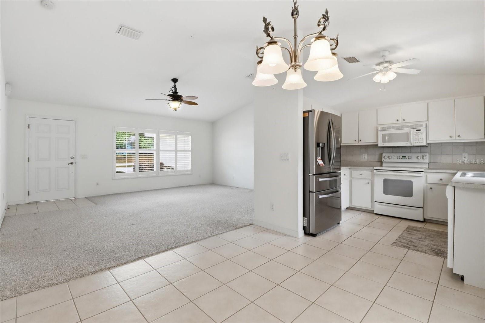 CRYSTAL GLEN - Residential
