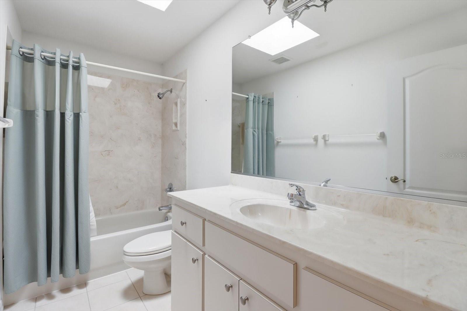 CRYSTAL GLEN - Residential