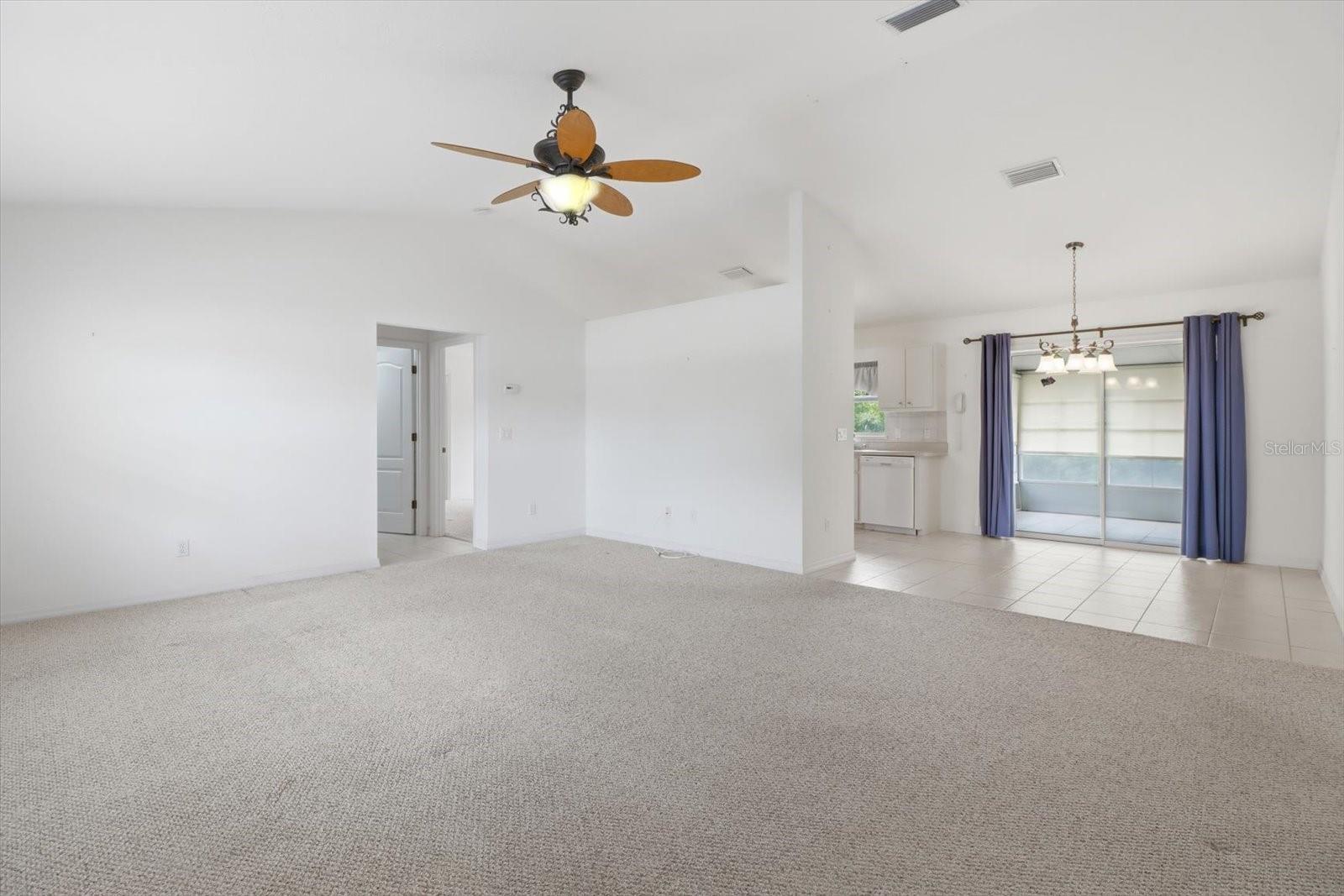 CRYSTAL GLEN - Residential