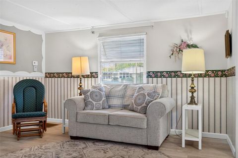 Tiny photo for 684 Cindi Avenue, Leesburg, FL 34788 (MLS # V4946373)