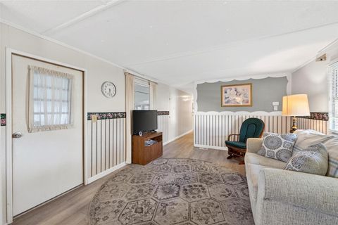 Tiny photo for 684 Cindi Avenue, Leesburg, FL 34788 (MLS # V4946373)