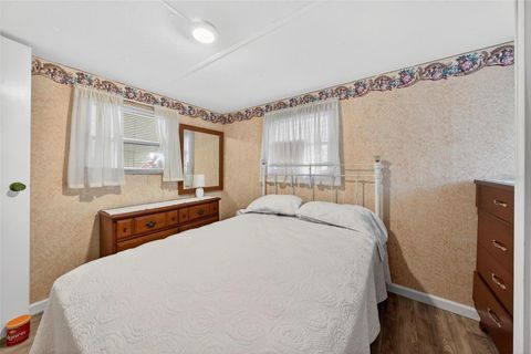 Tiny photo for 684 Cindi Avenue, Leesburg, FL 34788 (MLS # V4946373)