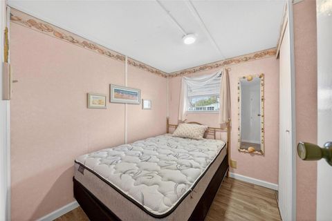 Tiny photo for 684 Cindi Avenue, Leesburg, FL 34788 (MLS # V4946373)