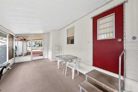 Tiny photo for 684 Cindi Avenue, Leesburg, FL 34788 (MLS # V4946373)