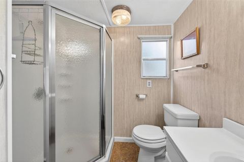 Tiny photo for 684 Cindi Avenue, Leesburg, FL 34788 (MLS # V4946373)