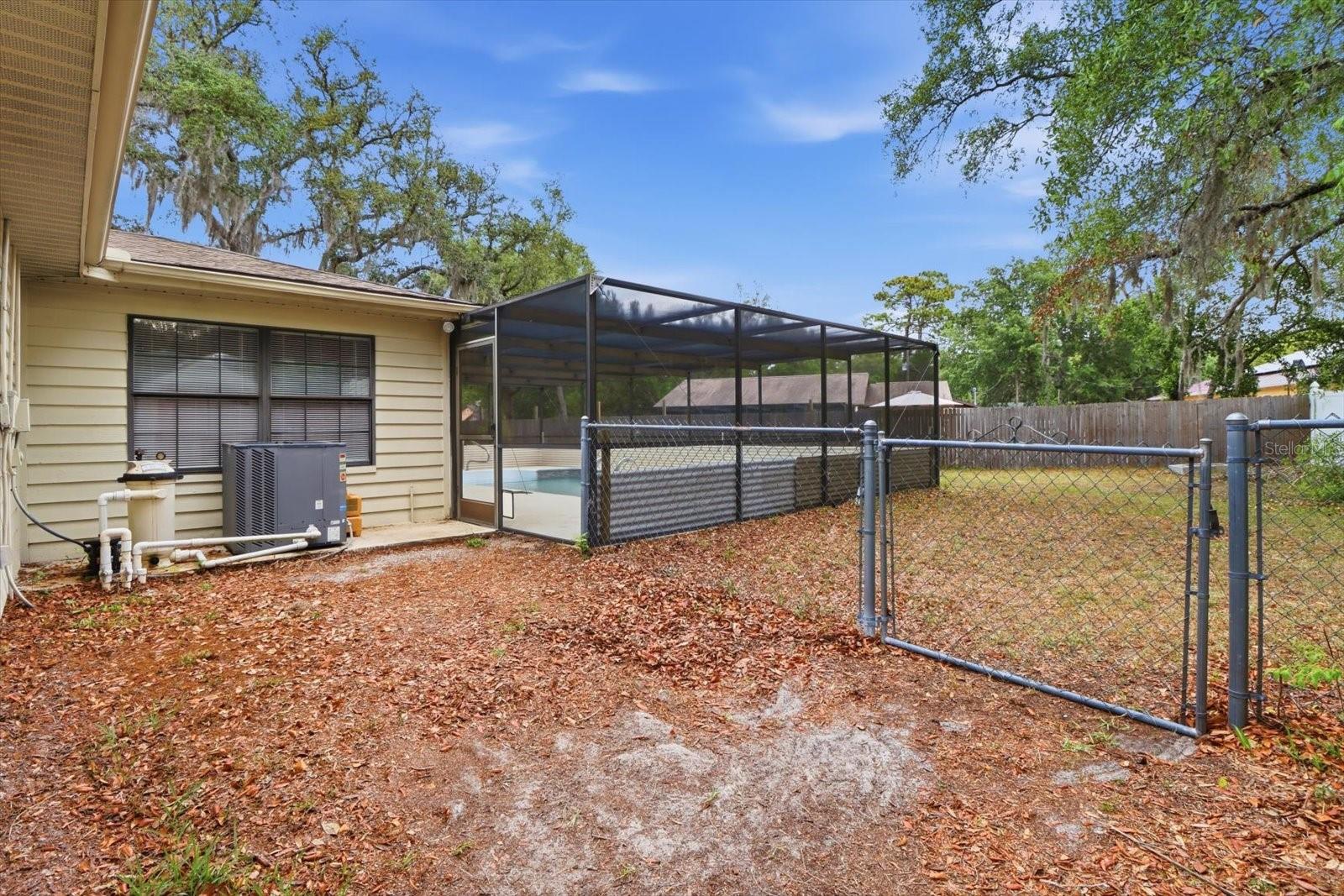 SPRING HILL - Residential