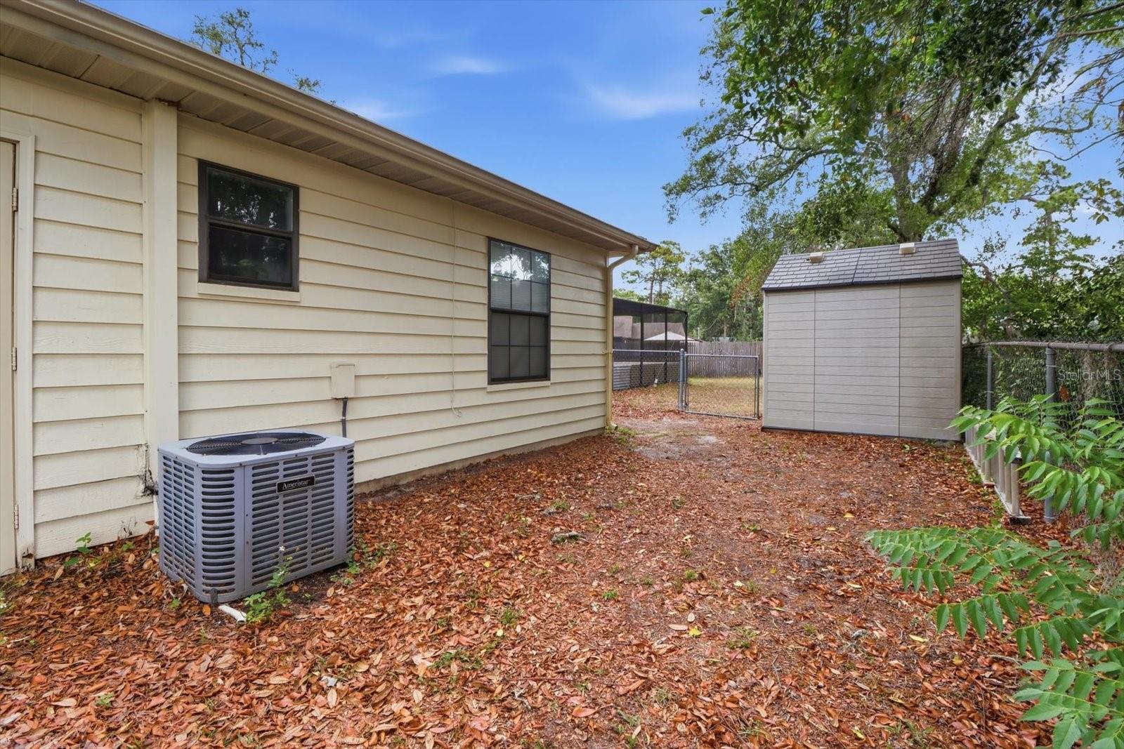 SPRING HILL - Residential