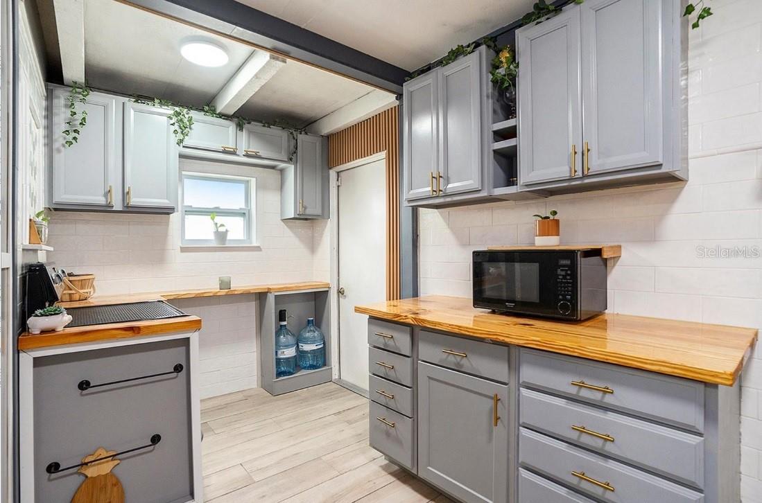 COUNTRY PLACE UNIT IV B - Residential