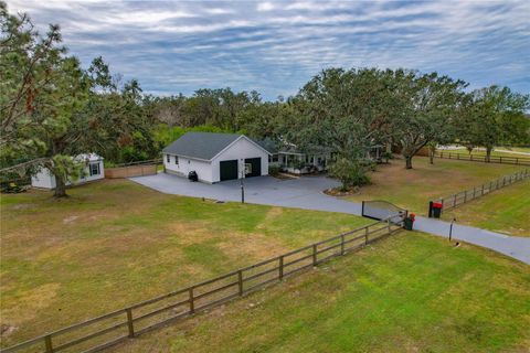 A home in PALMETTO