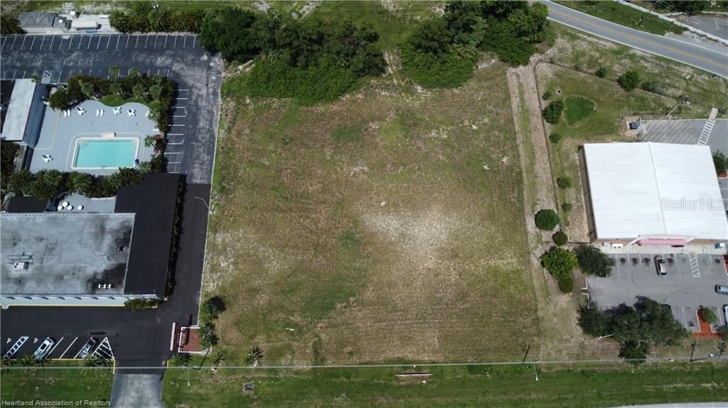 Photo of 2189 Us 27 S, Lake Placid, FL 33852 (MLS # L4955200)