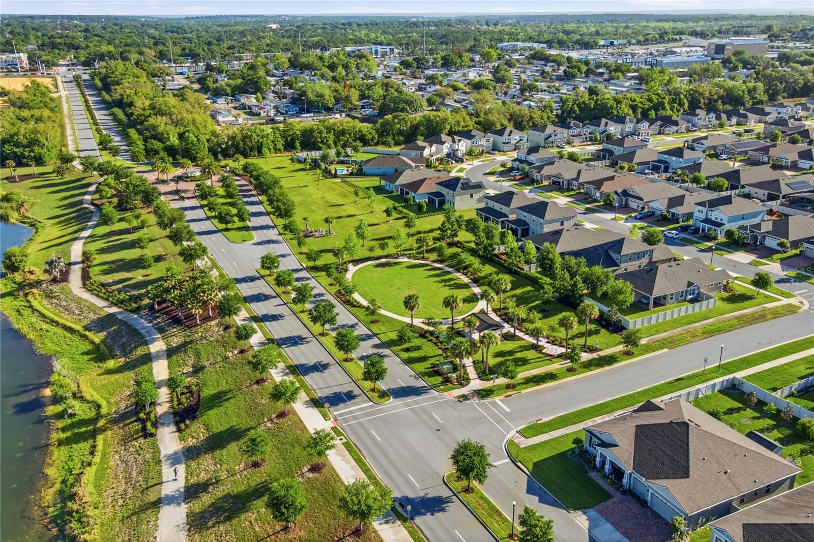 WATERBROOKE - Residential