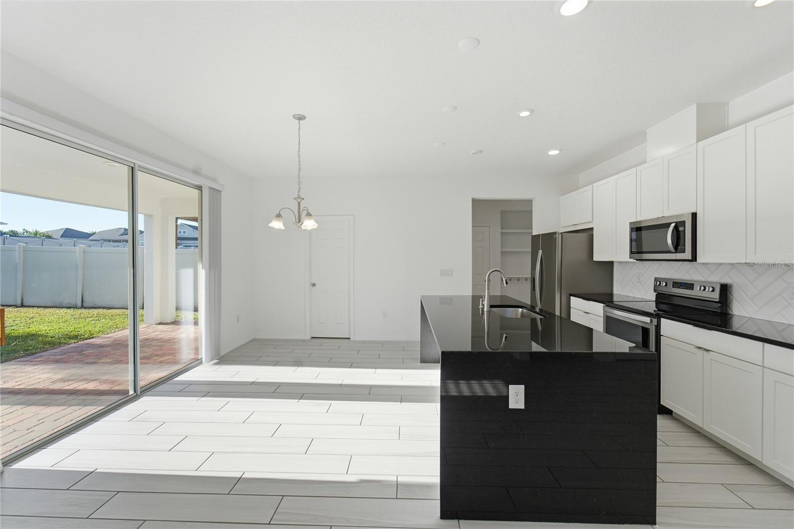 WATERBROOKE - Residential