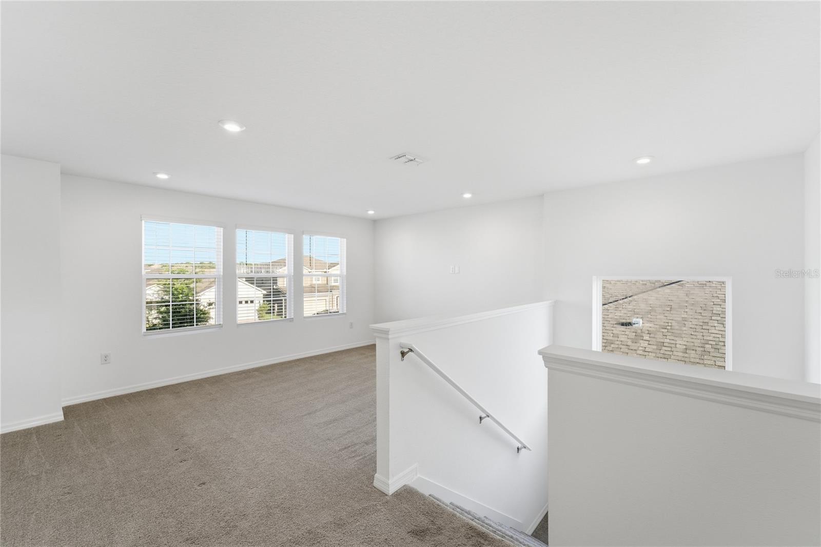 WATERBROOKE - Residential