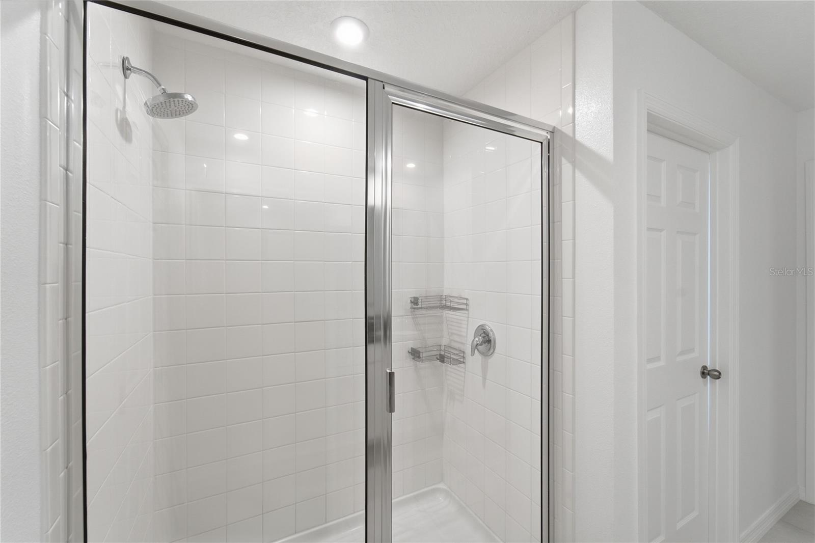 WATERBROOKE - Residential