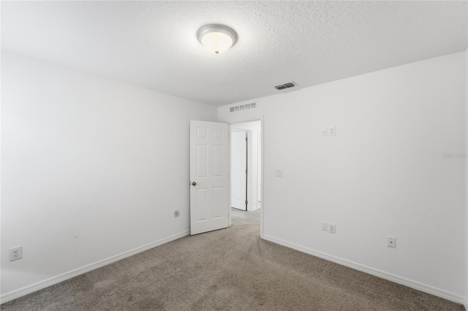 WATERBROOKE - Residential