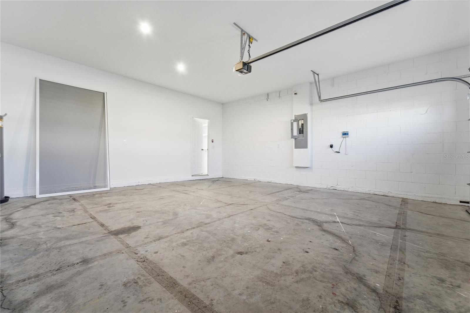 WATERBROOKE - Residential