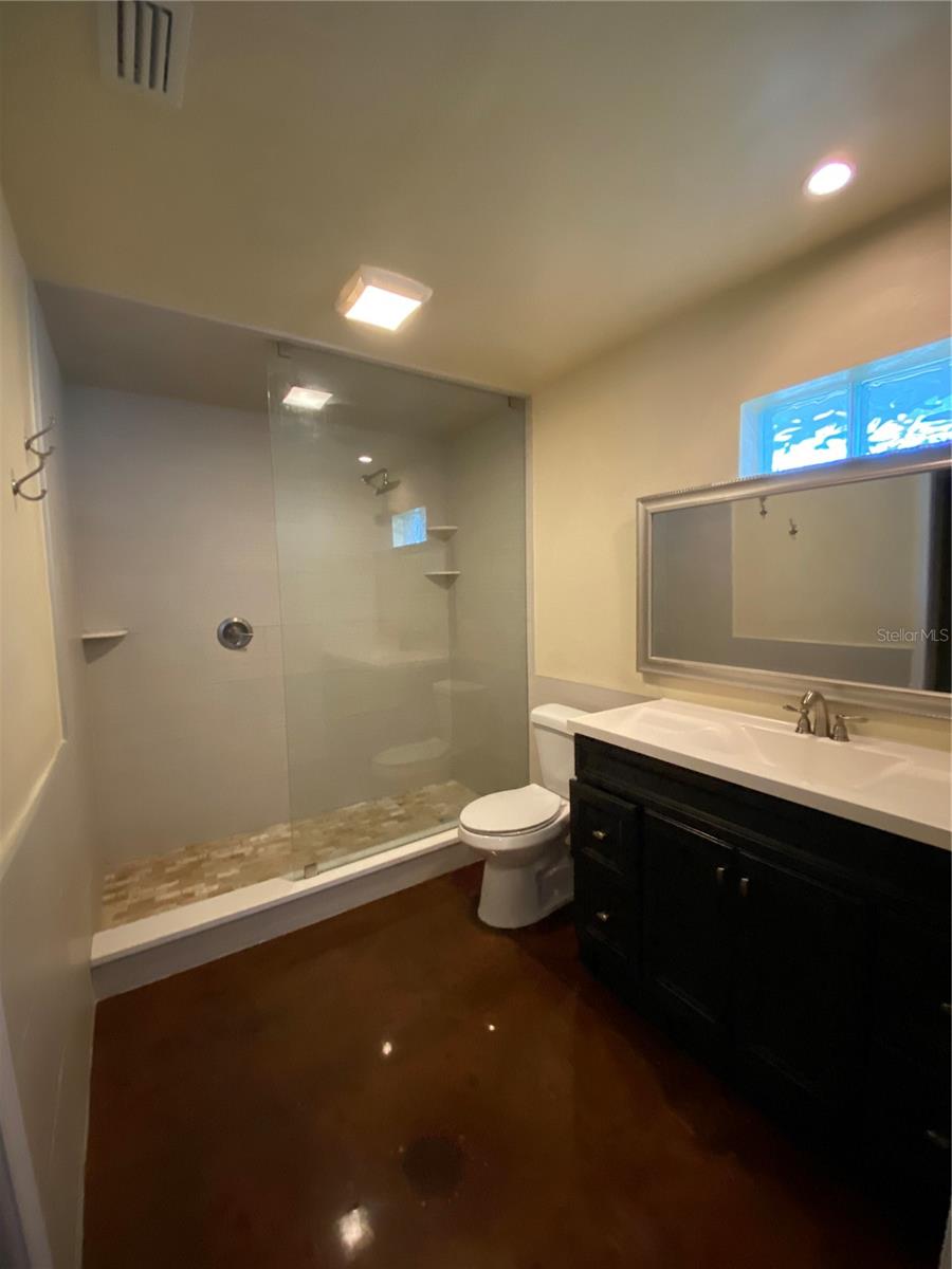 LONG MEADOW - Residential Lease