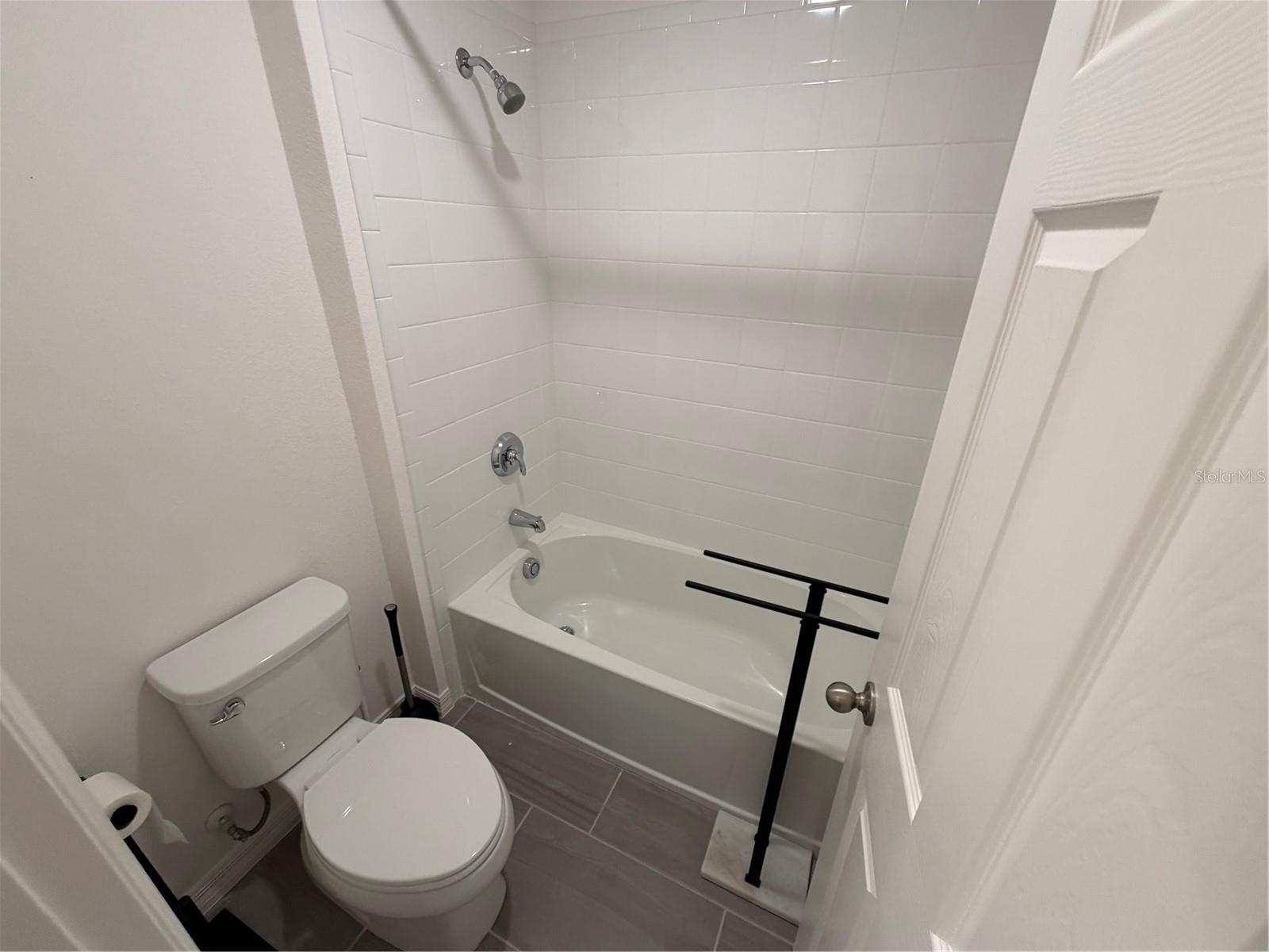 BELLA VITA PH 1B-2 & 2 - Residential