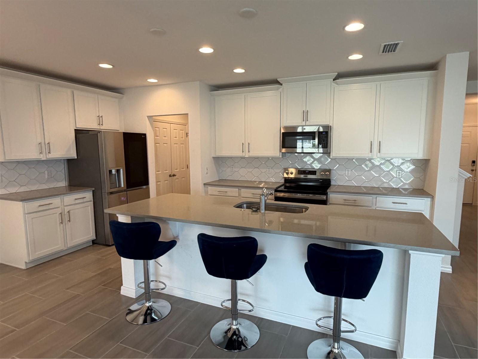 BELLA VITA PH 1B-2 & 2 - Residential