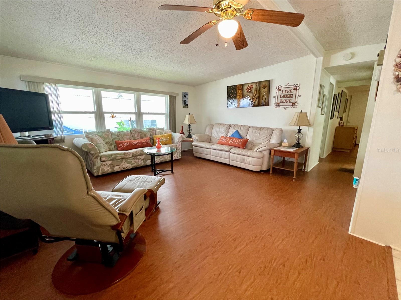 SUNSET PALMS UNREC - Residential