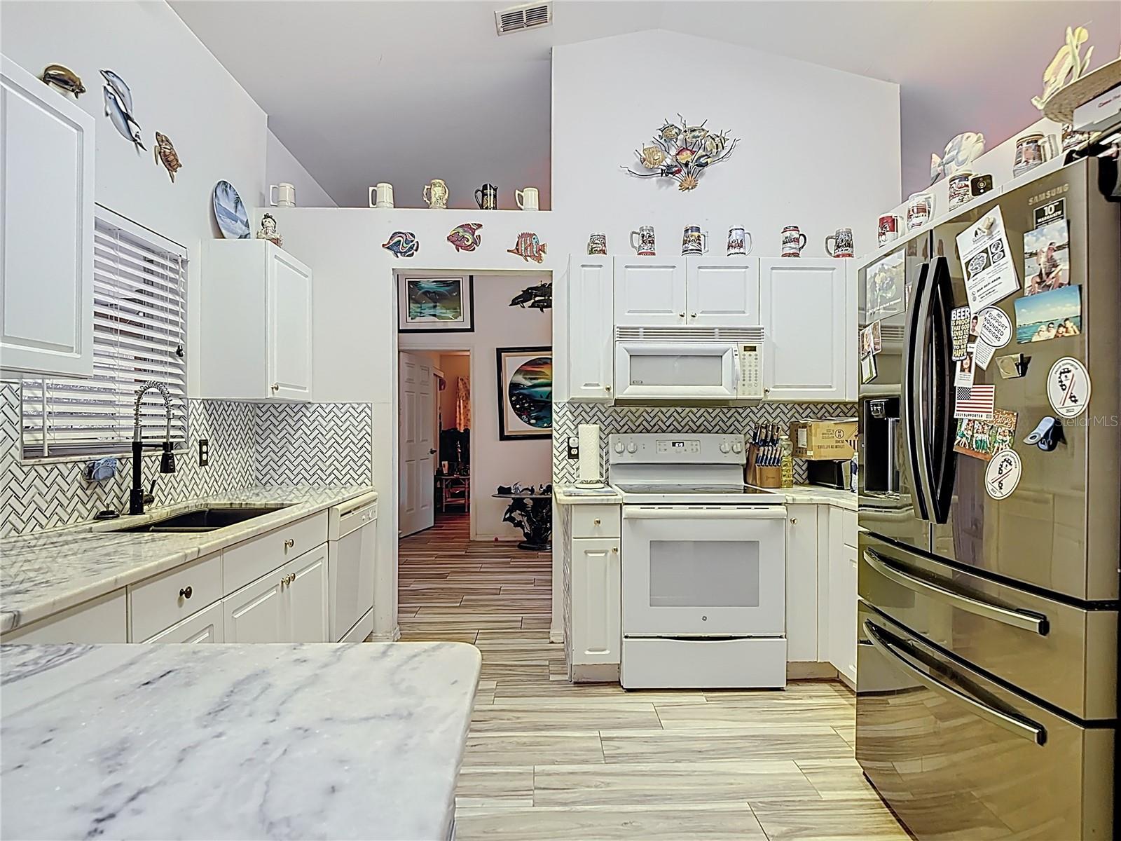 GOLDEN GATE ESTATE UNIT 48 - Residential