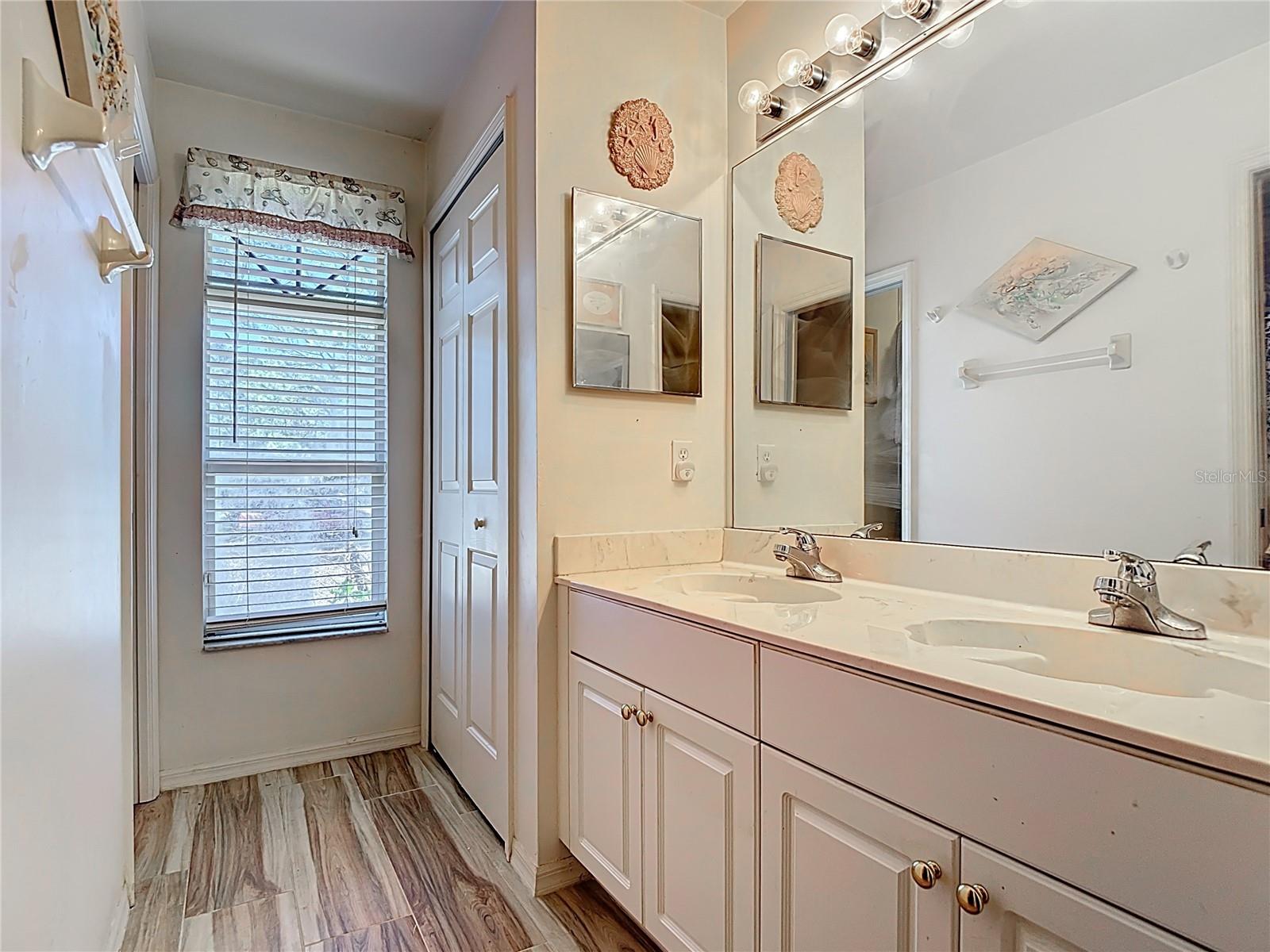 GOLDEN GATE ESTATE UNIT 48 - Residential