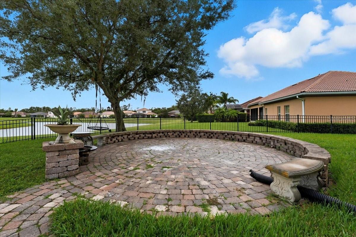 3010 WINDING TRAIL