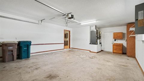 Tiny photo for 4620 NE 8th Street, Ocala, FL 34470 (MLS # O6407029)