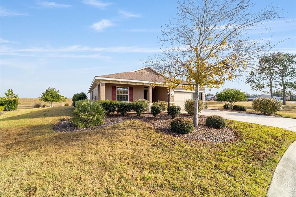 Photo of 10009 SW 88th Loop, Ocala, FL 34481 (MLS # OM716457)