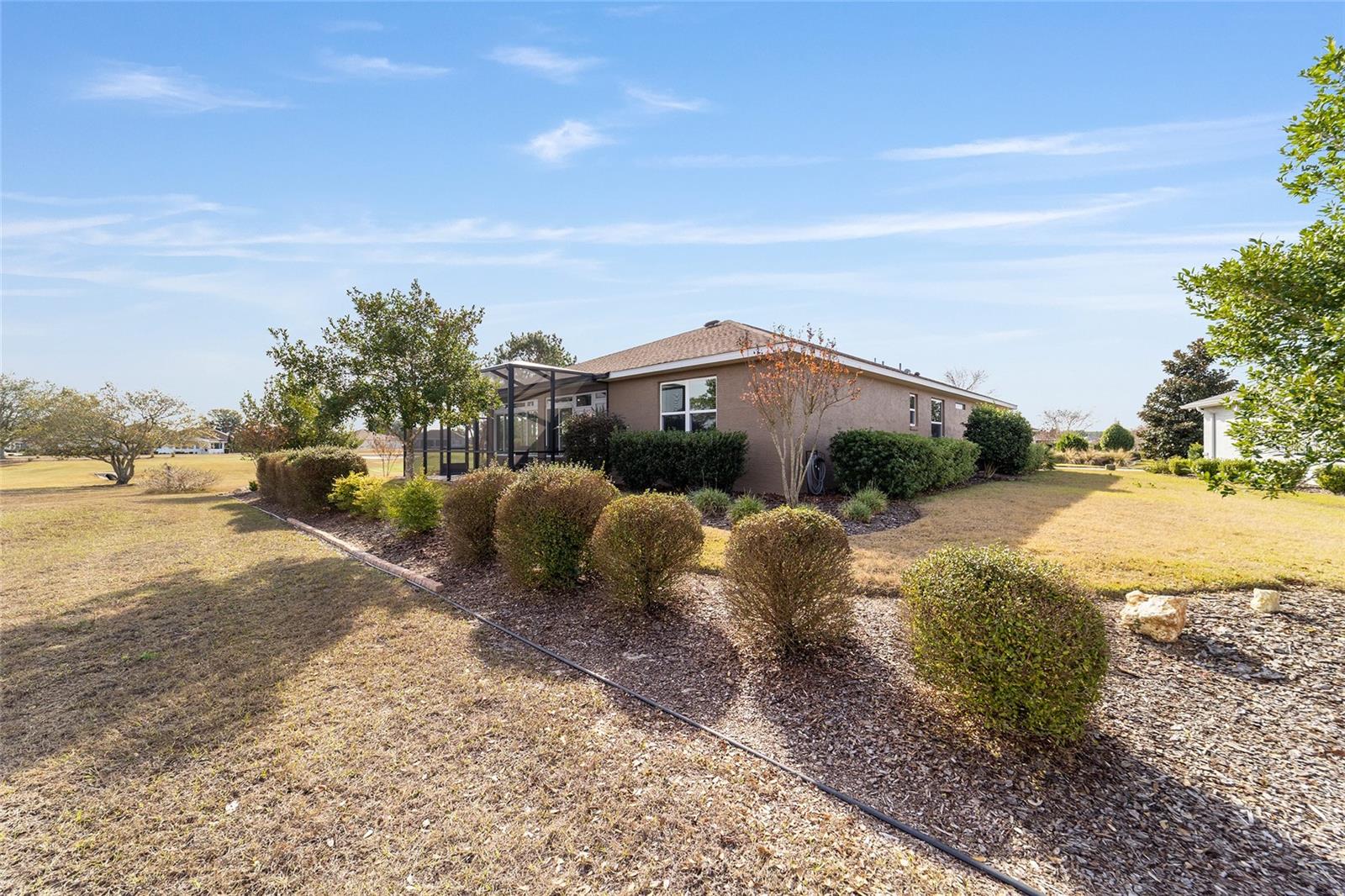 ON TOP OF THE WORLD - Residential