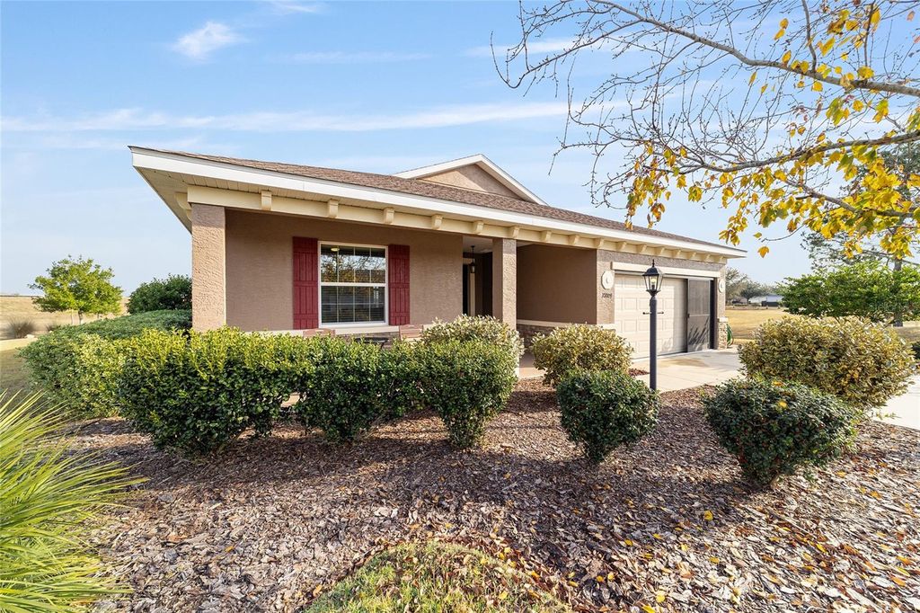 Photo of 10009 SW 88th Loop, Ocala, FL 34481 (MLS # OM716457)