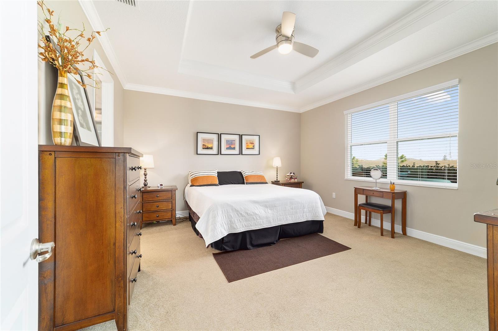 ON TOP OF THE WORLD - Residential