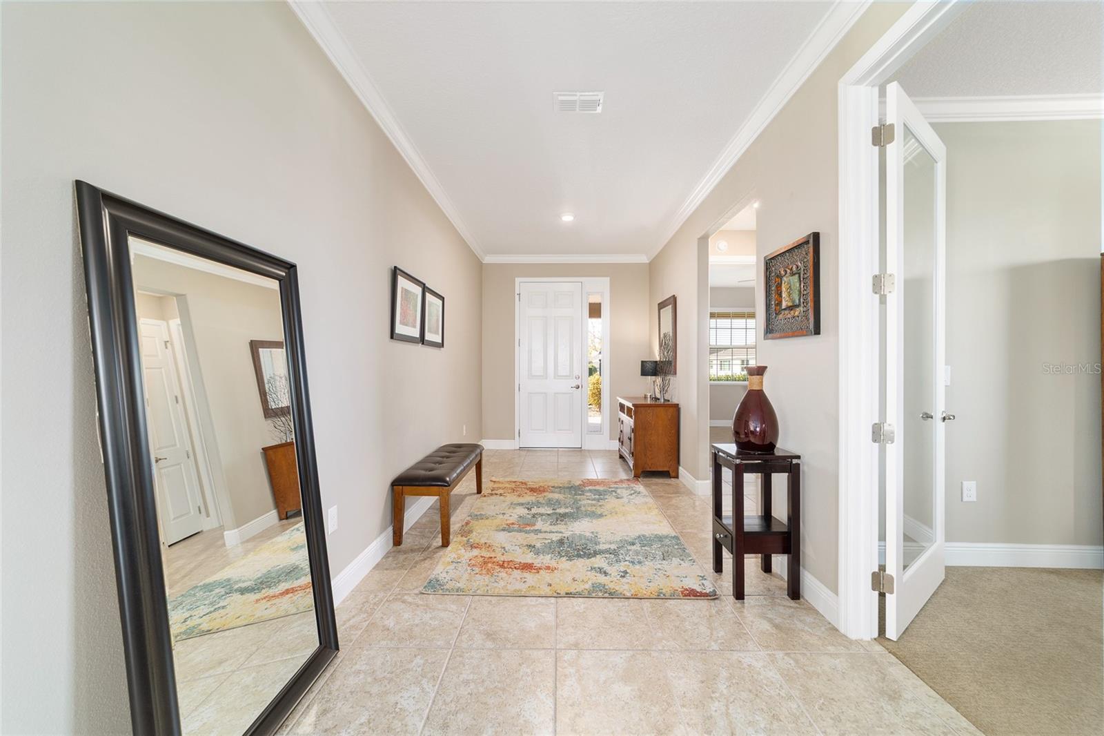 ON TOP OF THE WORLD - Residential