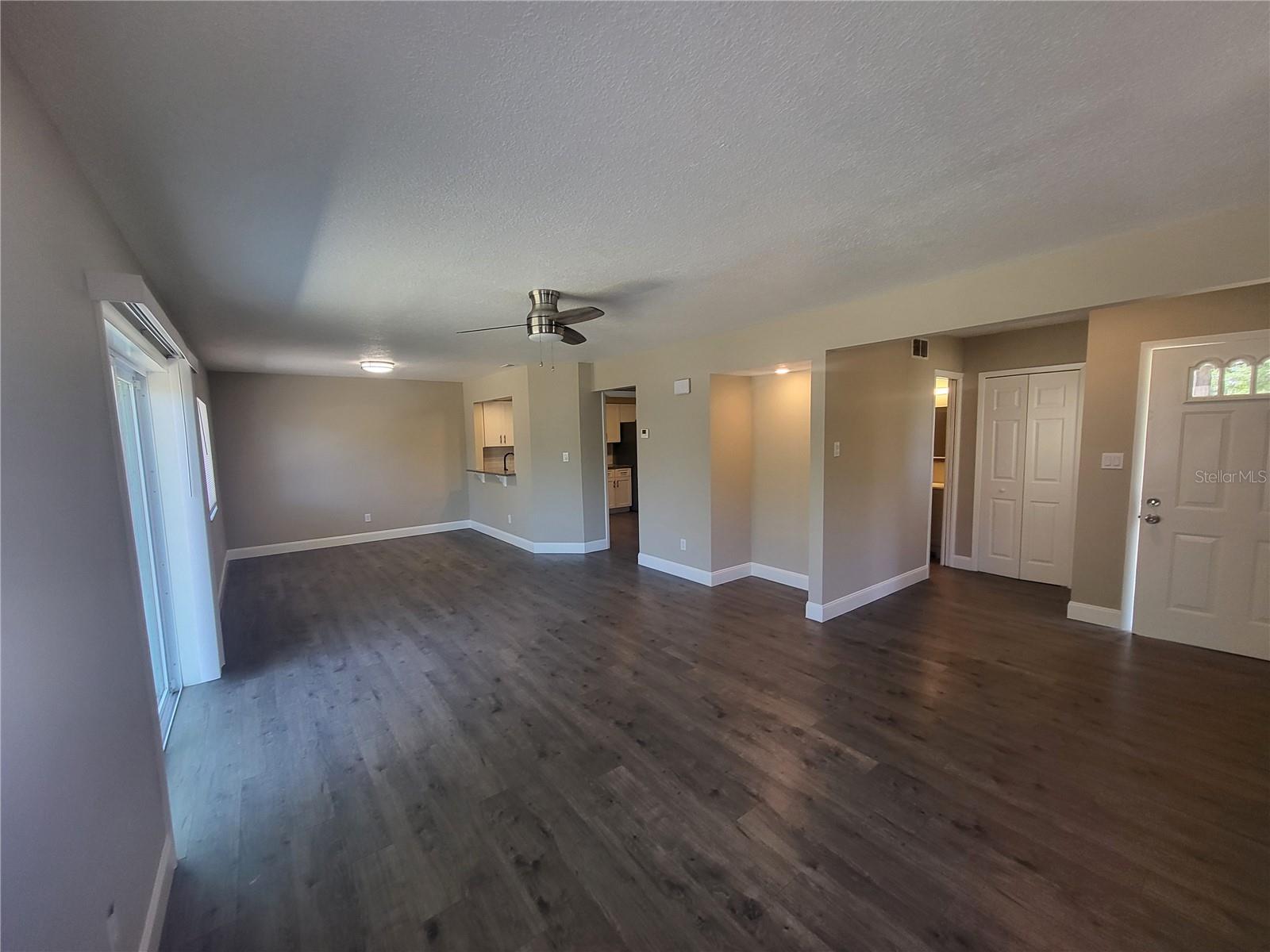 7238 HARBOR HEIGHTS CIRCLE