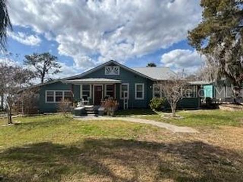 58 S KENTUCKY AVENUE UMATILLA FL 32784