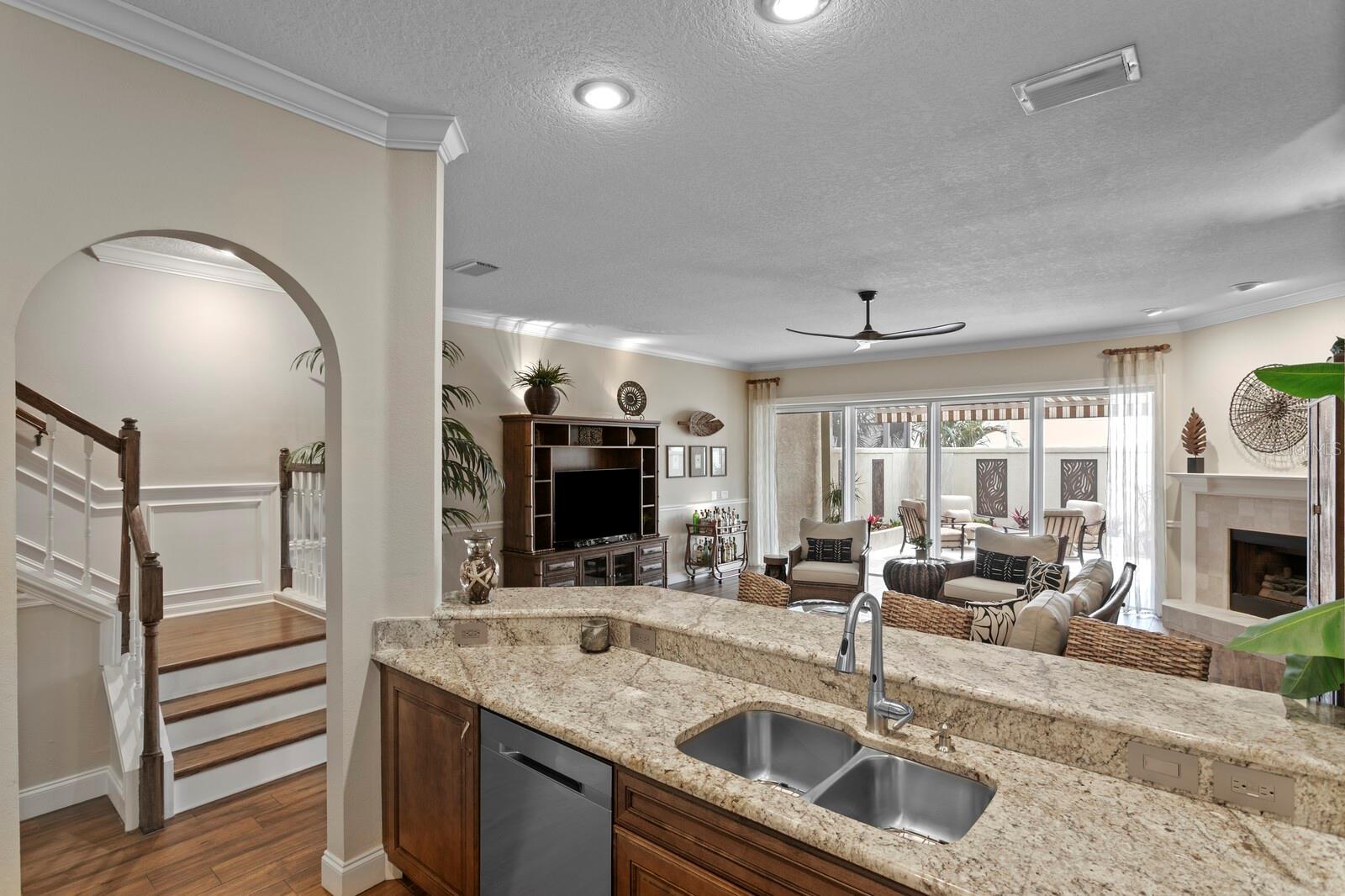 ISLAND ESTATES - DOLPHINS LANDING - Residential