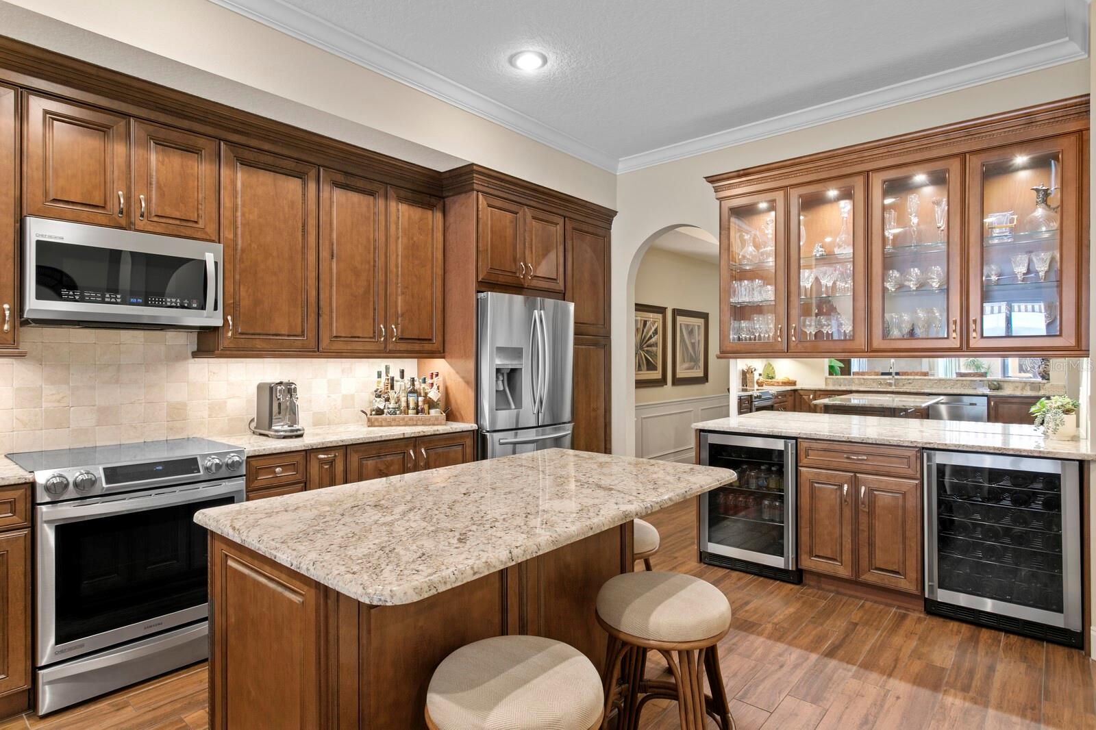 ISLAND ESTATES - DOLPHINS LANDING - Residential